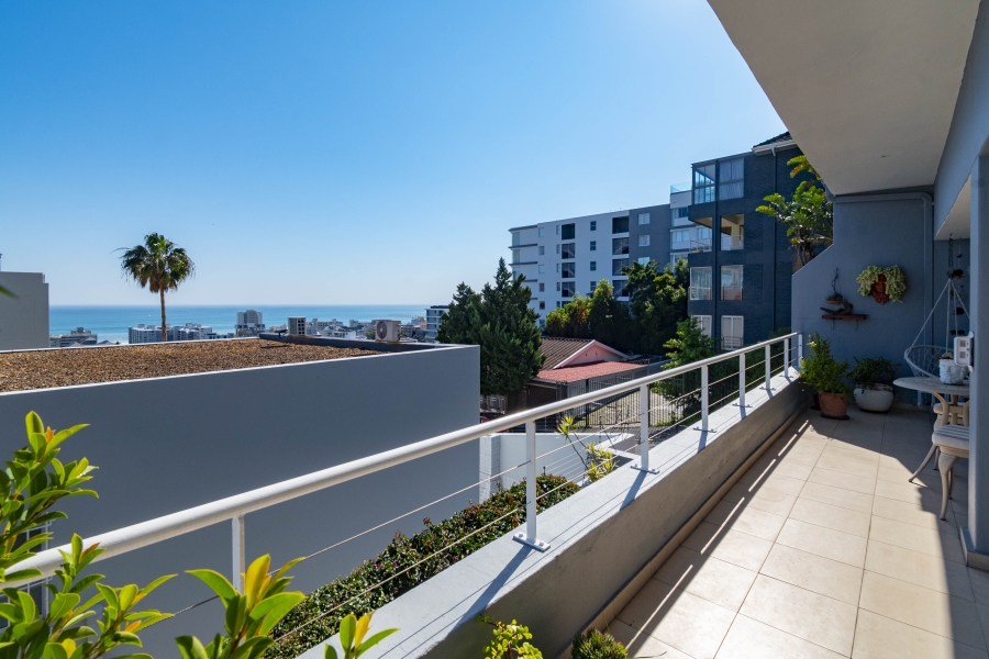 3 Bedroom Property for Sale in Sea Point Western Cape